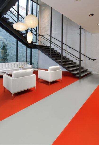 Bloc PUR vinyl flooring installation photograph 1