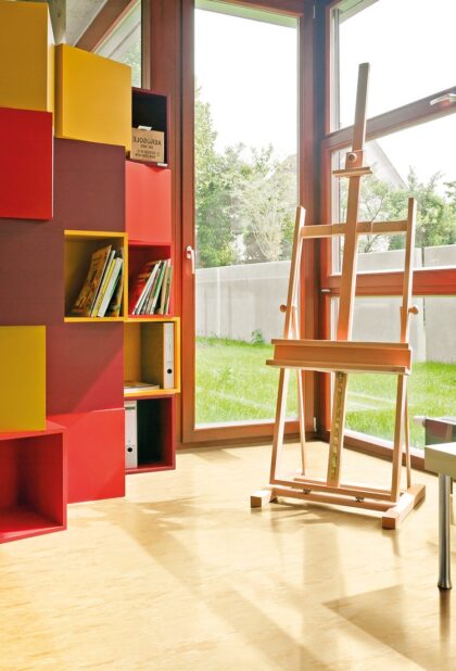 XL PU vinyl flooring installation photograph 1