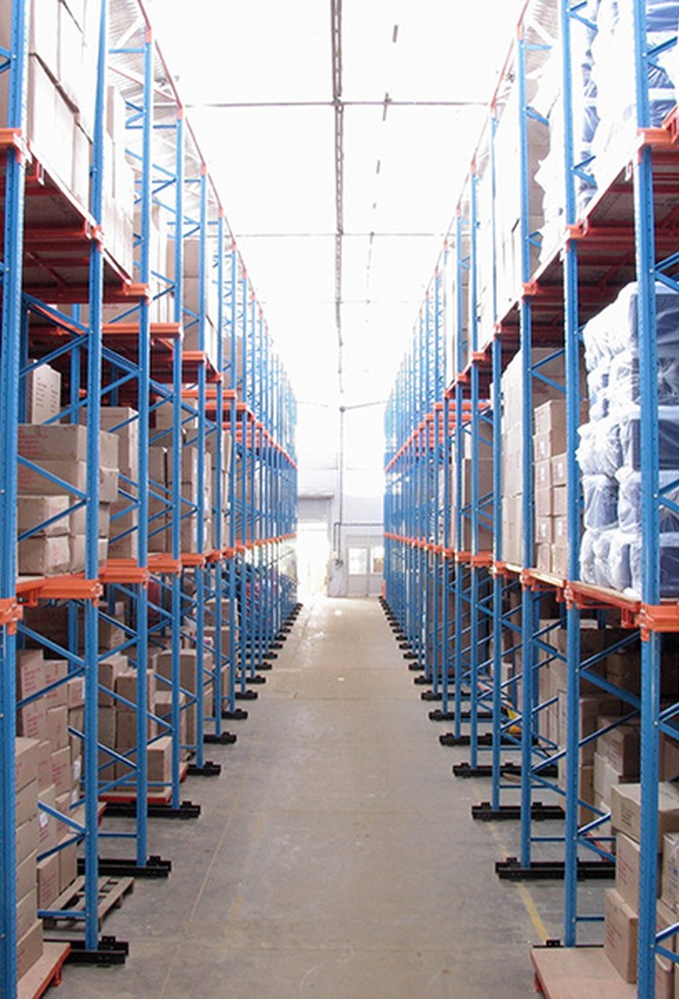 Kompress Drive-In / Drive-Through Racking